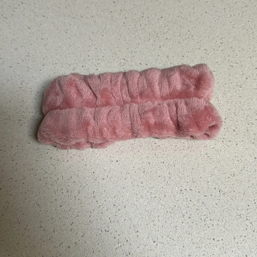 NEW TAHARI blush pink soft fuzzy fleece bow elastic stretchy baby girl headband
